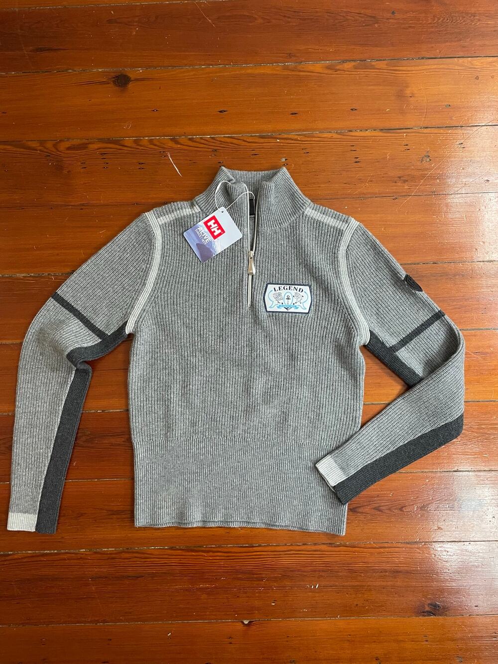 Helly Hansen NWT Edge Knitted Sweater Womens M Wool Blend Quarter Zip